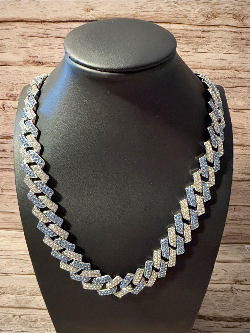 Iced Out Sparkling Silver With Paved Clasp Cuban Link Necklace Stainless 22”